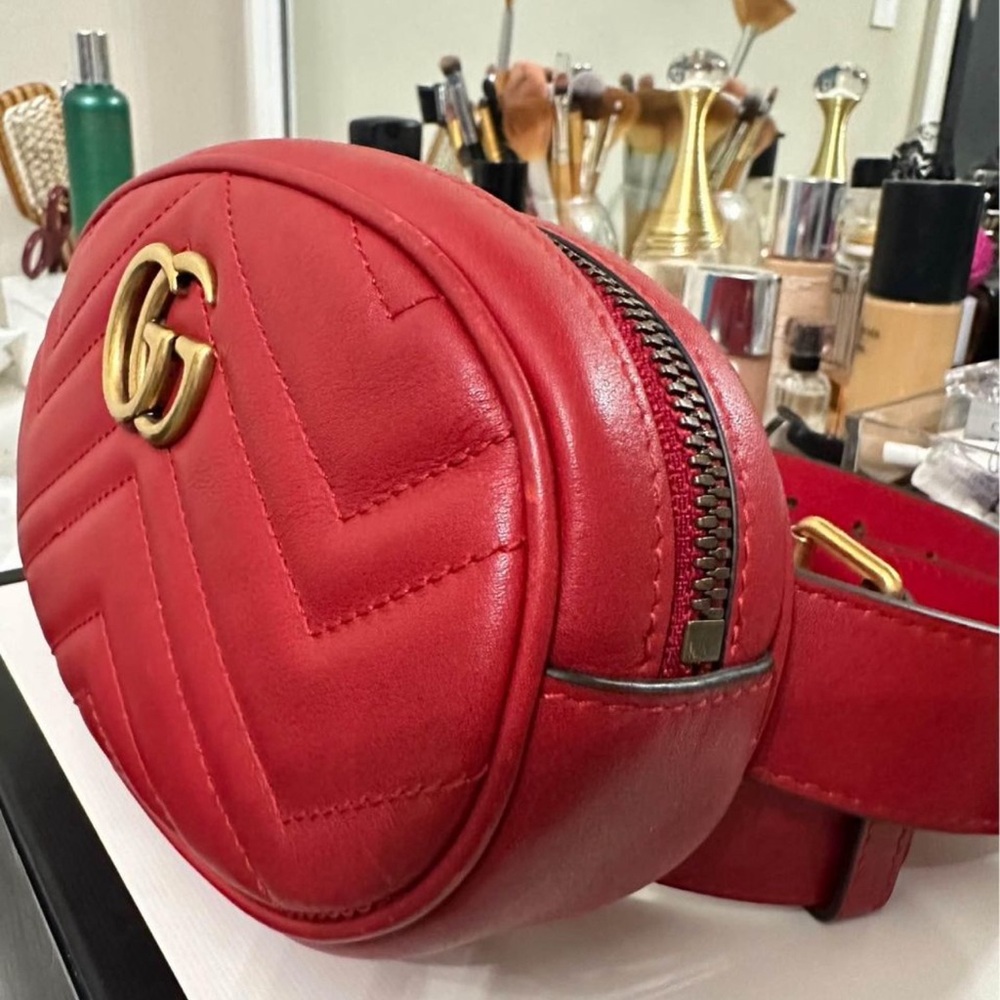 GUCCI Calfskin Matelasse GG Marmont Belt Bag sz 85/34. Vintage, Red. Fanny pack. - Picture 11 of 11